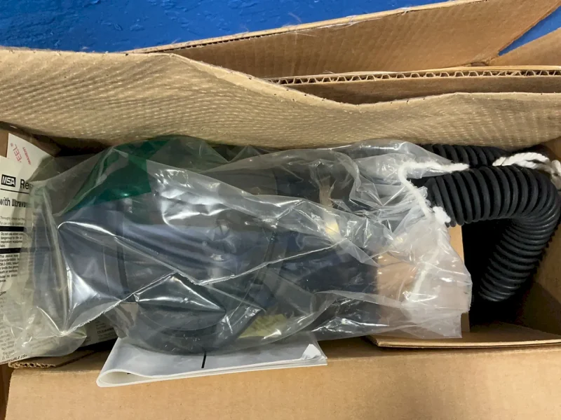 MSA AIRLINE RESPIRATORS  -  461717