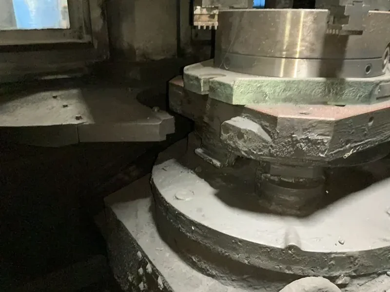 DOOSAN INFRACORE CNC HMC  -  HP 4000