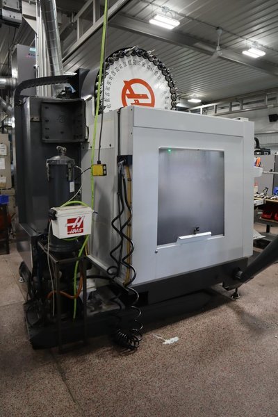 Haas VF-3YT CNC Vertical Machining Center, 40&quot;x26&quot;x25&quot;, CT40, 8,100 RPM, 2-Speed Gearbox, 40 Station ATC,  Probing, Thru Spindle Coolant