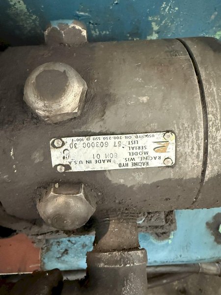 70-TON WHITNEY C FRAME HYDRAULIC WEB PUNCH. STOCK # 0666025