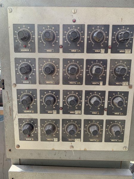 American Industrial Multi-Head Grid Welder 4 Head
