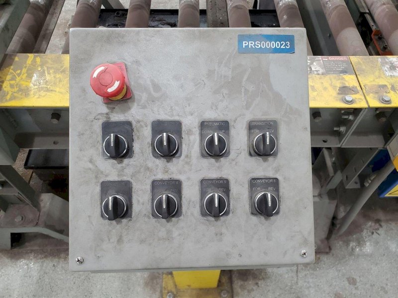LEWCO POWERED ROLLER ENTRY &amp; EXIT CONVEYOR SYSTEM. STOCK #0522323.