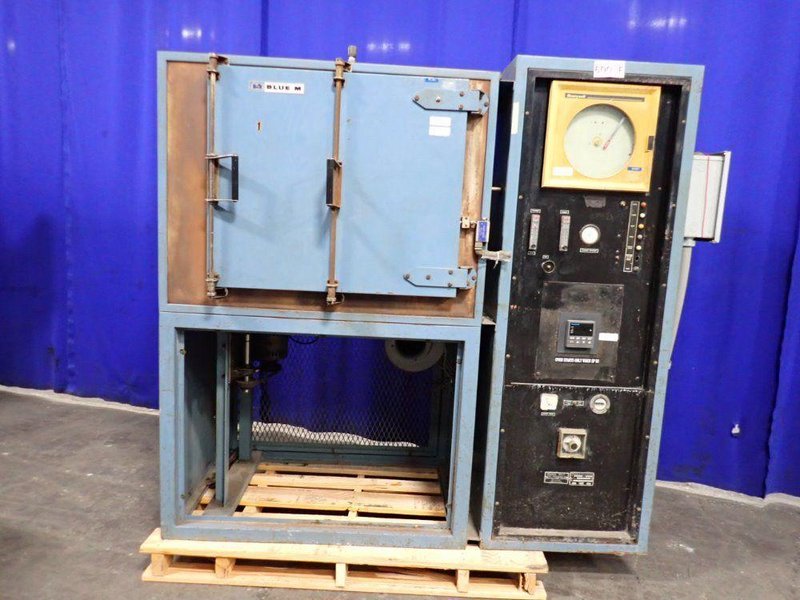 BLUE M 1100°F ELECTRIC OVEN  -  IGF-7780PRE