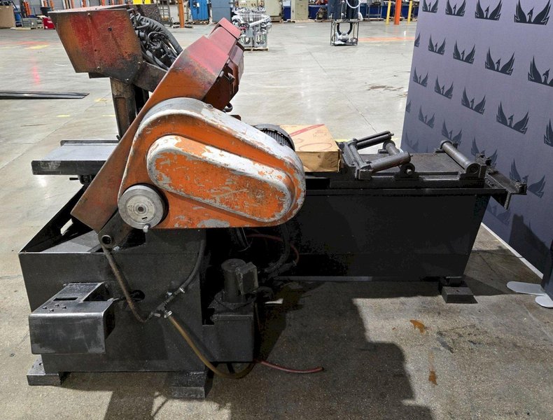 AMADA HA-400 HORIZONTAL BANDSAW USED