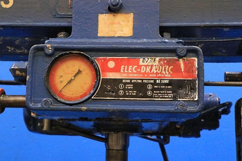 75 TON DAKE H-FRAME ELEC-DRAULIC HYDRAULIC PRESS MODEL 5-075