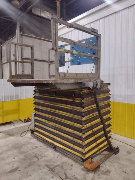 1,000 LB AMERICAN LIFTS MODEL T1-60-040 ELECTRIC PLAFORM LIFT: STOCK #20584