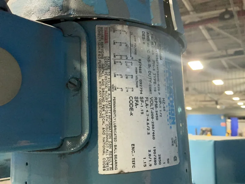 ABRASIVE BLAST SYSTEMS, INC 32” X 32” X 28” ON MOVING TABLE BLAST CABINET