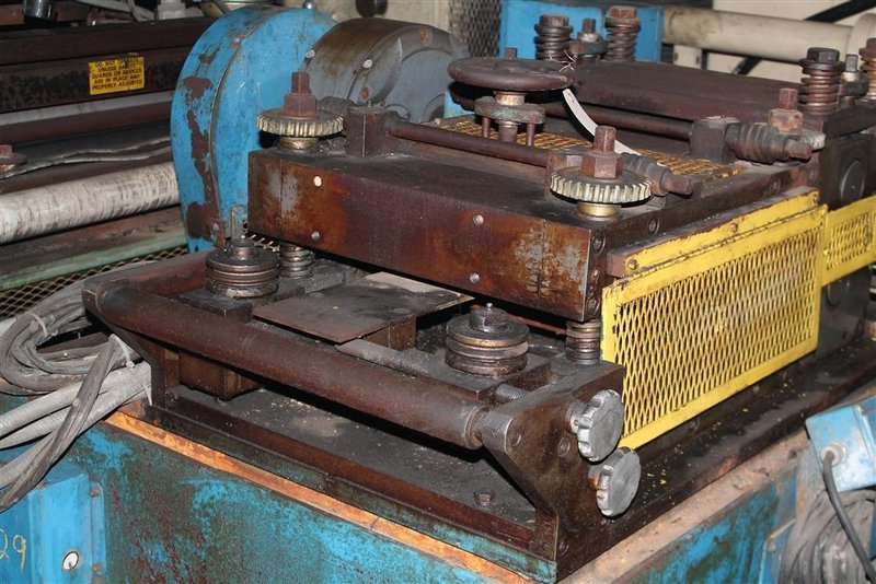 TISHKEN 12&#039; ROLL STRAIGHTENER: STOCK #61590