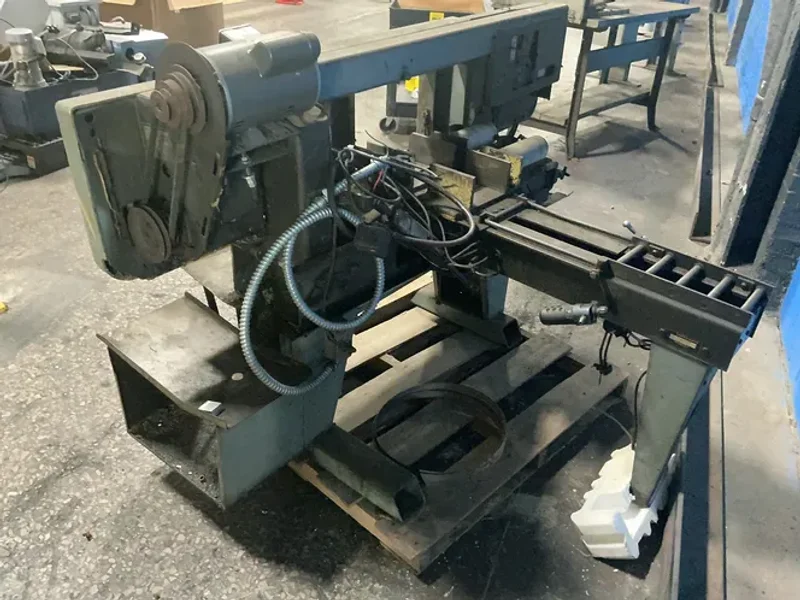 EMERSON 24" X 11" HORIZONTAL BAND SAW  -  10-2000S