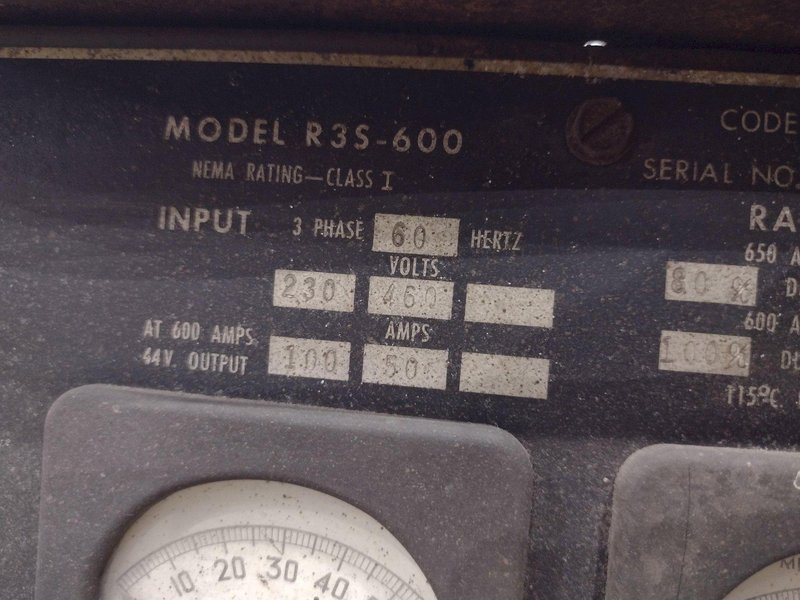 LINCOLN MODEL IDEALARC #R3S-600 WELDER POWER SUPPLY: STOCK# 23618