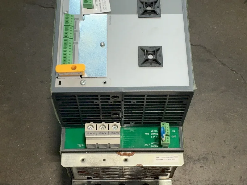 PARKER VARIABLE FREQUENCY DRIVE  -  890CD-532450D0-000-1A000