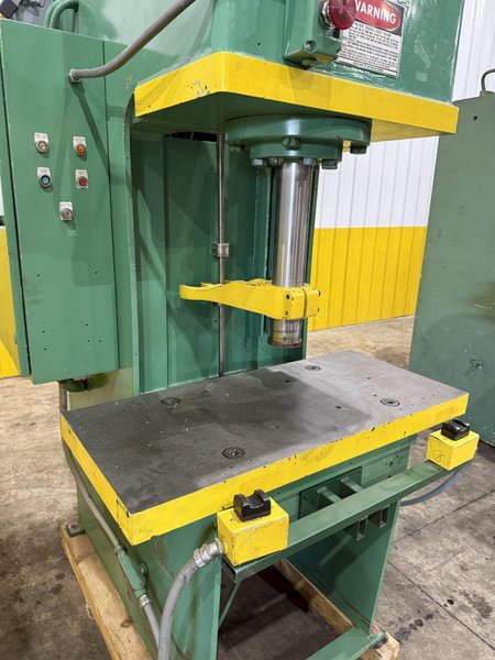 20 TON DENISON MODEL #FH20 HYDRAULIC GAP FRAME PRESS 12&quot; STROKE: YOBRO #24080