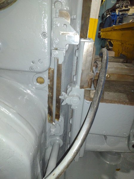 #3 KEARNEY &amp; TRECKER MILWAUKEE MODEL #3 VERTICAL MILLING MACHINE 64" x 13" x 10 HP: YOBRO #24458