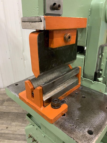 50-TON PIRANHA MODEL P50 HYDRAULIC IRONWORKER: STOCK #80961