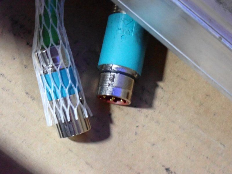 SIEMENS MOTOR  -  1FN3100-3NA80-0FA1