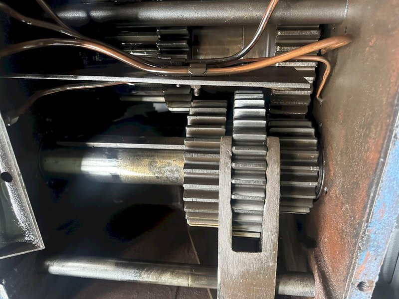 3-1/2&quot; MEECO MODEL HD2 2-ROLL ROTARY BAR STRAIGHTENER: STOCK #10457