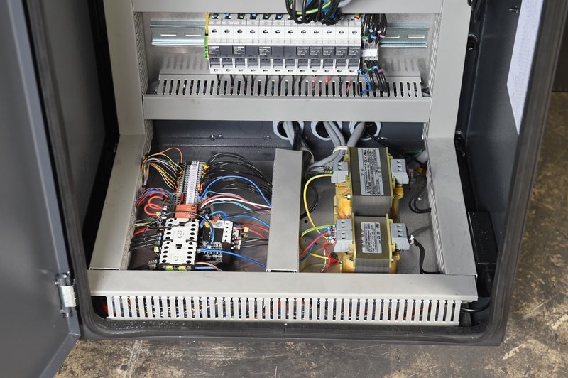 NEW 16"H x 20"W HYD-MECH MODEL S-23P SEMI-AUTOMATIC HORIZONTAL PIVOT BAND SAW
