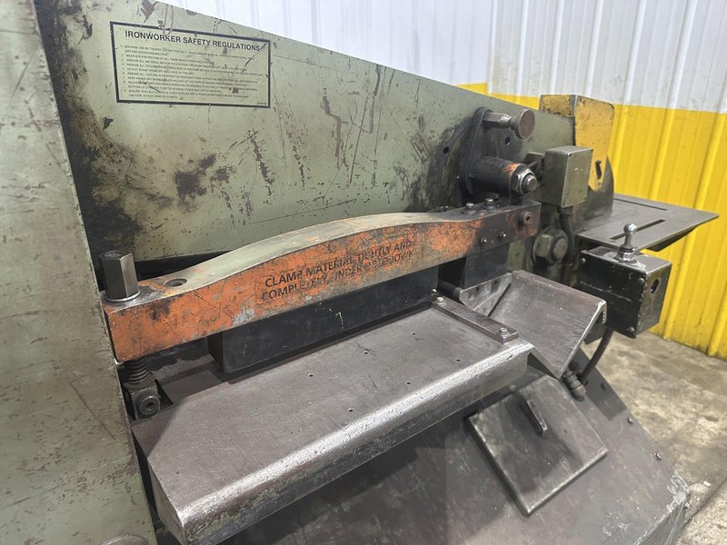 110 TON PIRANHA MODEL #PII 110 HYDRAULIC IRONWORKER: STOCK #23738