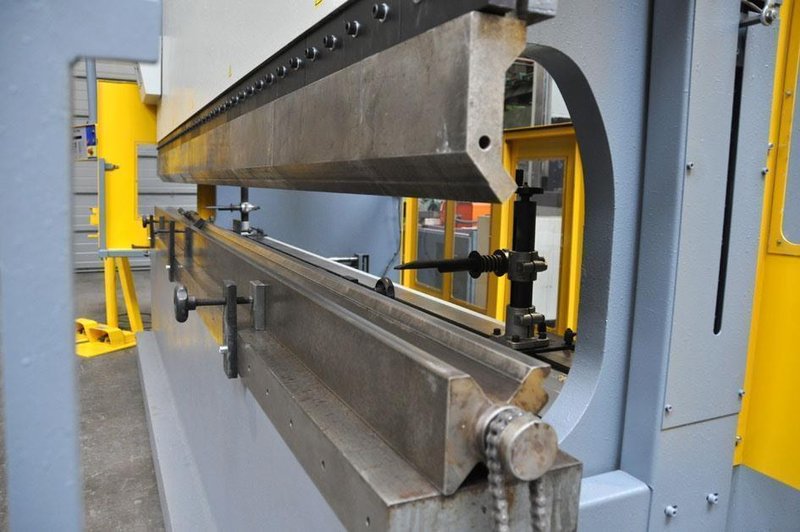 Haco - ERMS 320 ton x 4300 mm CNC