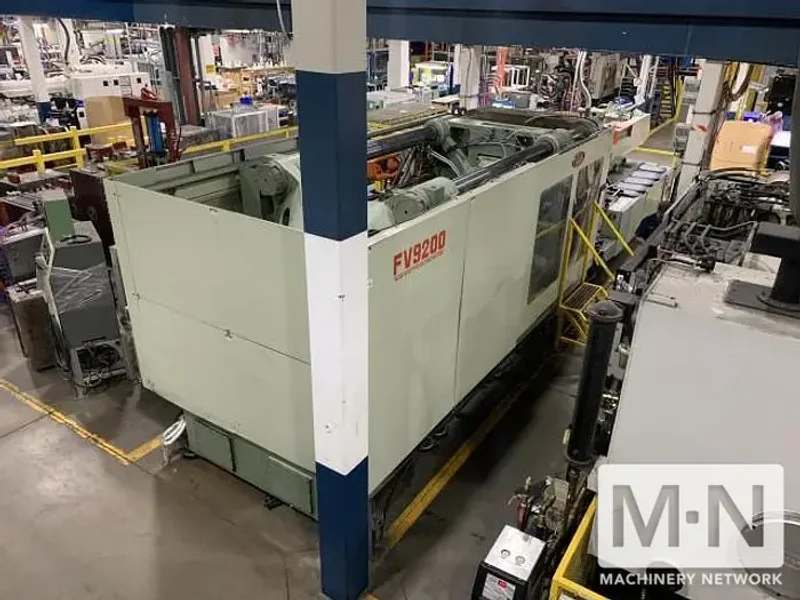 943 TON 201 OZ NISSEI MODEL FV9200-600L INJECTION MOLDING MACHINE MFG 2003