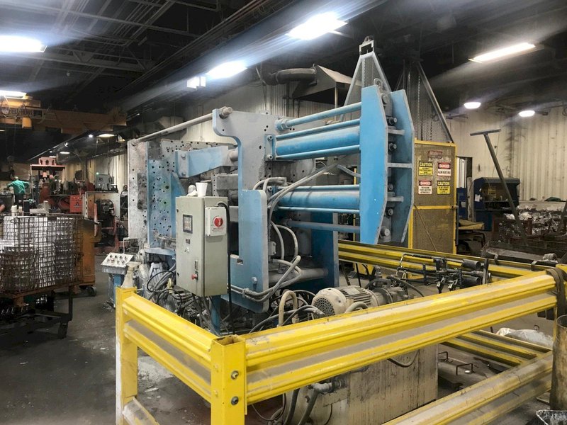 hall model hm6 molding machine s/n 1096 with hydraulics and controls with plc, 48&quot; x 48&quot; front platen, 45x48 rear platen