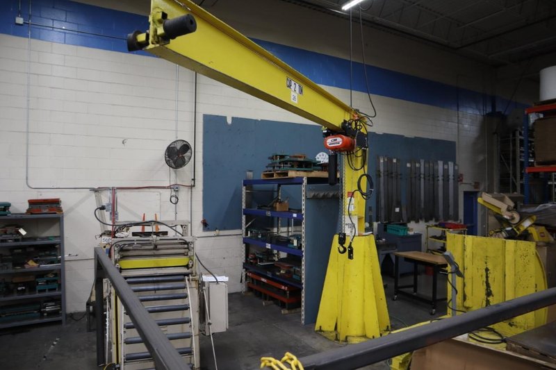 Handling Systems 2 Ton Swiveling Jib Crane, Floor Mounted with CM Lodestar 2 Ton Electric Chain Hoist, Electric Trolley- Auction Item