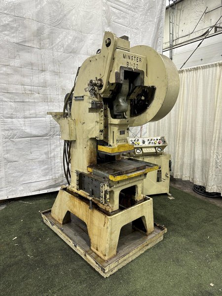 32 TON MINSTER HIGH SPEED PRODUCTION PRESS B-1: STOCK #77514