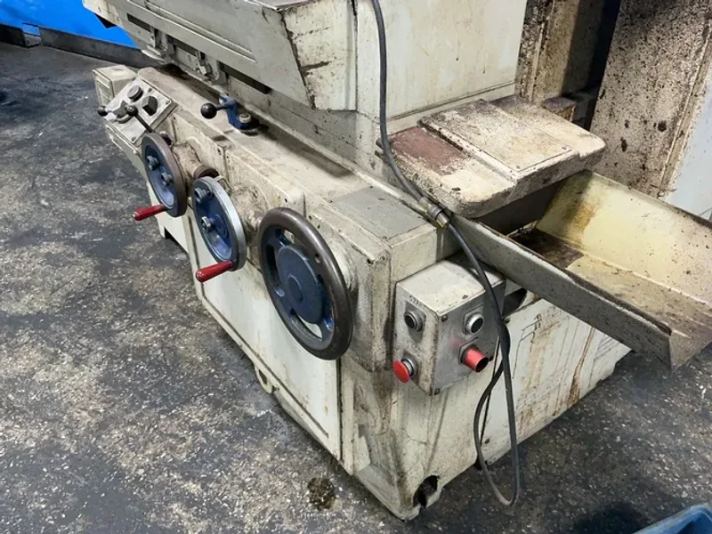 BROWN &amp; SHARPE 8” X 24” SURFACE GRINDER  -  824