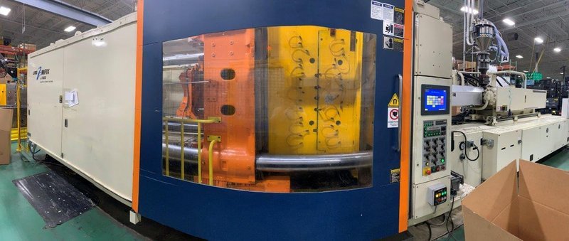 UBE Used UZ1000 Injection Molding Machine, 1000 US ton, 148 oz.