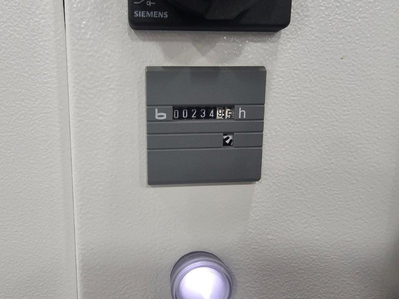 Studer Favorit CNC Cylindrical Grinder, 2021 – Low Hours, Fanuc Control, Tooling