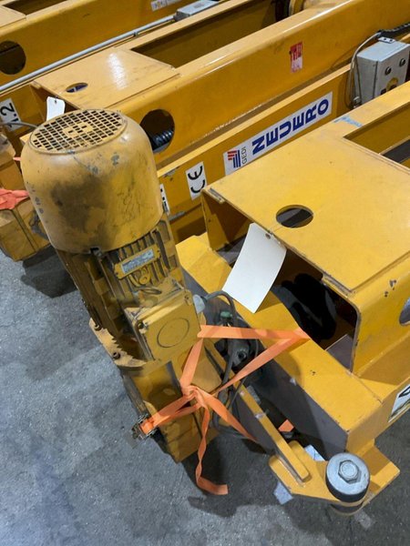(8) 20 TON NEUERO GEDI 3277 MOBILE VEHICLE LIFTS: YOBRO #23870