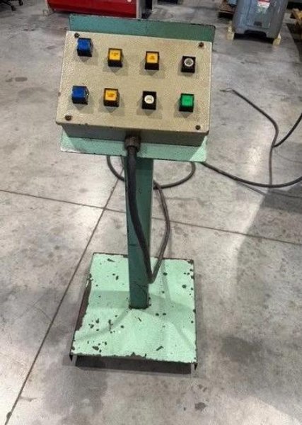 Montgomery 7250H Initial Pinch Plate Roll (#5774)