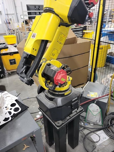 Fanuc M10iD/12 6-Axis Robot w/12kg Payload, 2021 – (Open Box Demo)