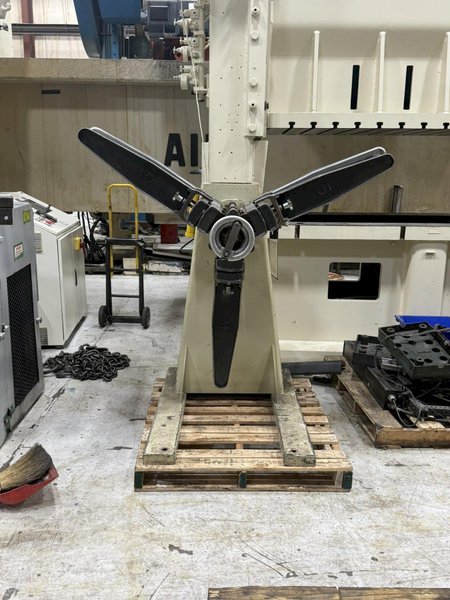 8,000 lbs. x 18" Wide CWP Pull Off Coil Reel Model #4R-18 For Sale