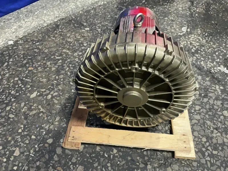 REPUBLIC 4.6/4.0 HP REGENERATIVE BLOWER  -  HRC600
