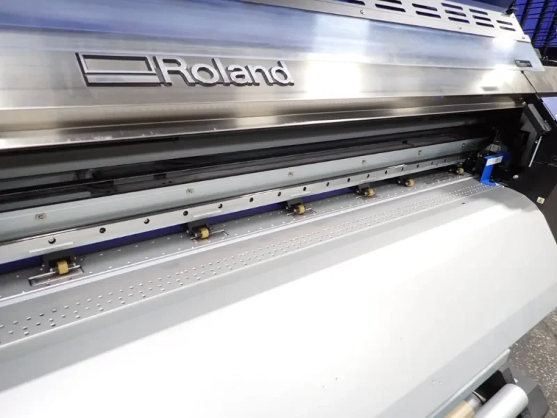 ROLAND 69" PRINTER / CUTTER  -  XR-640