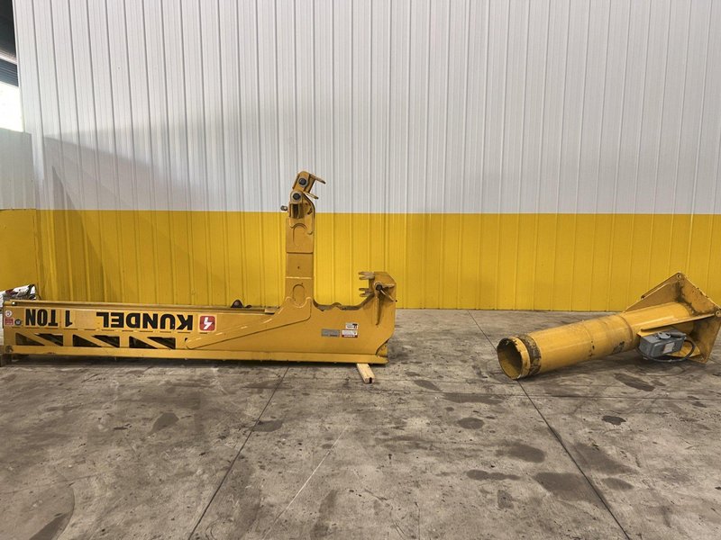 1 TON X 72&quot; KUNDEL 360° FREE STANDING JIB CRANE: STOCK #19512