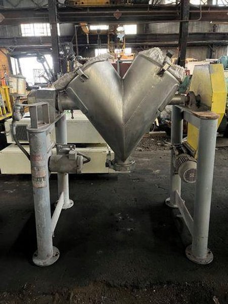 PATTERSON KELLEY 3 CU FT 3 CU FT TWIN SHELL BLENDER