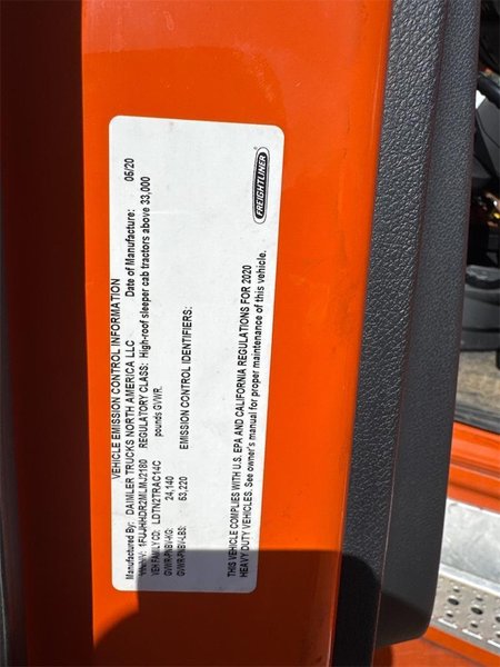 2021 Freightliner Cascadia 1FUJHHDR2MLMJ2180