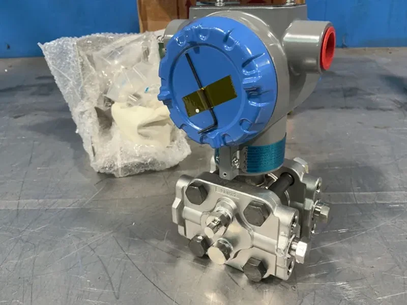 Honeywell 4500 Psi Differential Pressure Transmitter  -  Std820-e1hn6as-1-a-chc-11s-a-20a6-00-0000