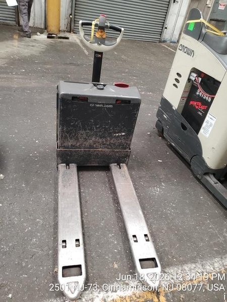 Crown WP3235-45 Electric Pallet Jack, 2022 – 4,500 lb Capacity, 24V Walkie Pallet Truck (2)