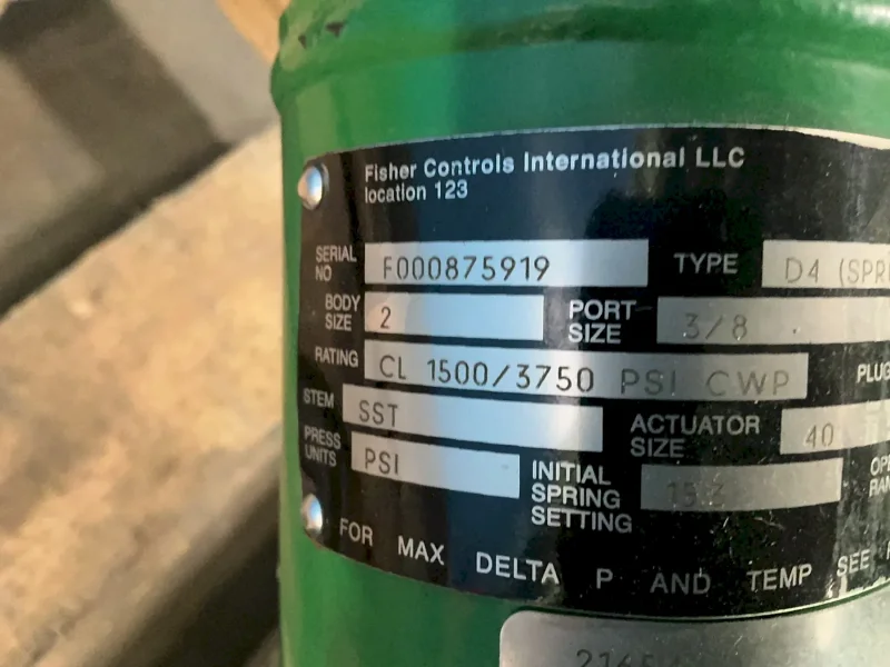 FISHER D4 CL1500 CONTROL VALVE   -  D4 (SPRING-TO-CLOSE)