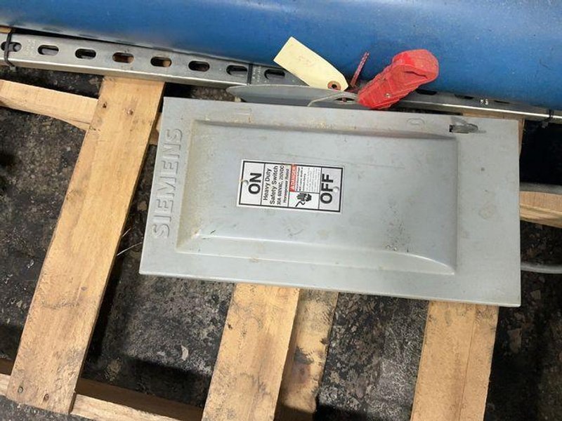 GORBEL 1/8 TON JIB CRANE W/ HOIST  -  020/57