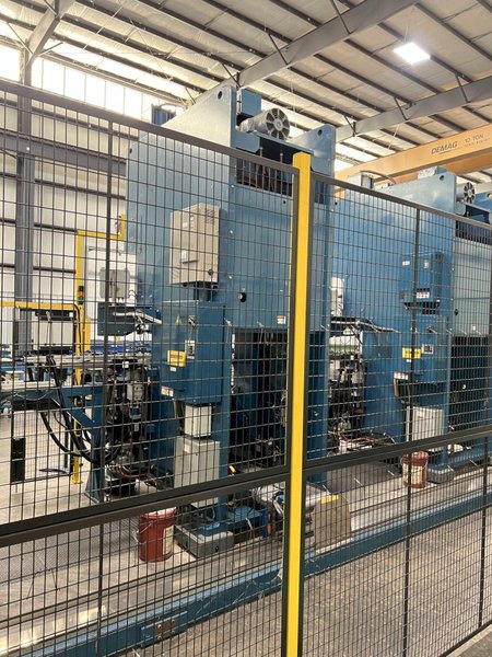 220 TON KOMATSU GAP FRAME PRESS