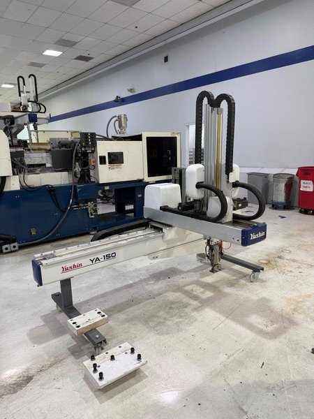 Yushin Used YA-150DL Servo Robot, 100-225 ton, yr. 2010