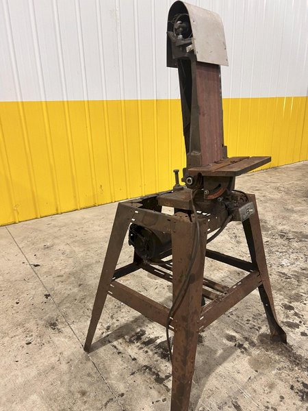 BELT SANDER: STOCK #21135