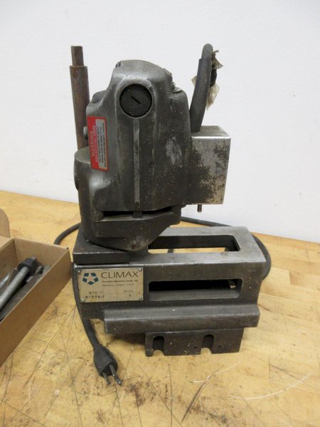 Climax Key Mill, Model 87, with Bolt Down Hardware, Portable Key Way Mill for Round Stock- Auction Item