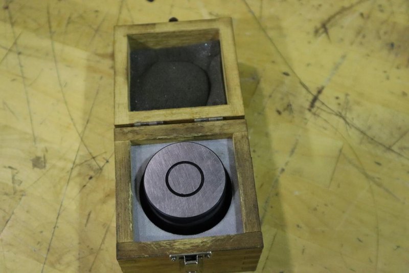 SPI Electronic Tool Setter in Wood Case- Auction Item