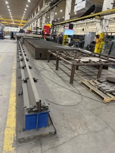 USED KOIKE 10' X 100' CO2 PLATE LASER WITH (2) 4,000 WATT RESONATORS, Year: 2007