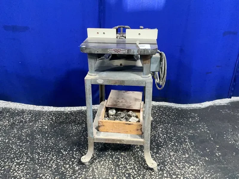DELTA 9”X18” SHAPER